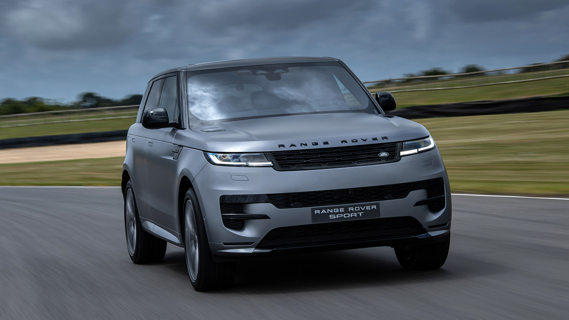 New Range Rover Sport redefines sporting luxury